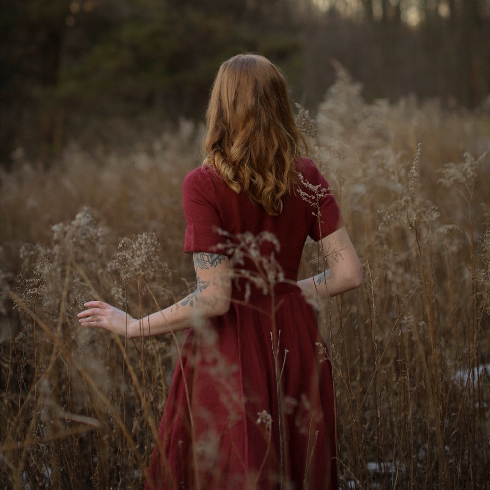 Sondeflor Classic Dress in Marsala Red
